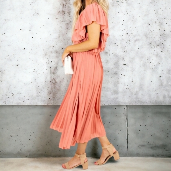 Palagram Stolen Kisses Pleated Bodice Midi Dress in Pink size LG - Picture 2 of 12